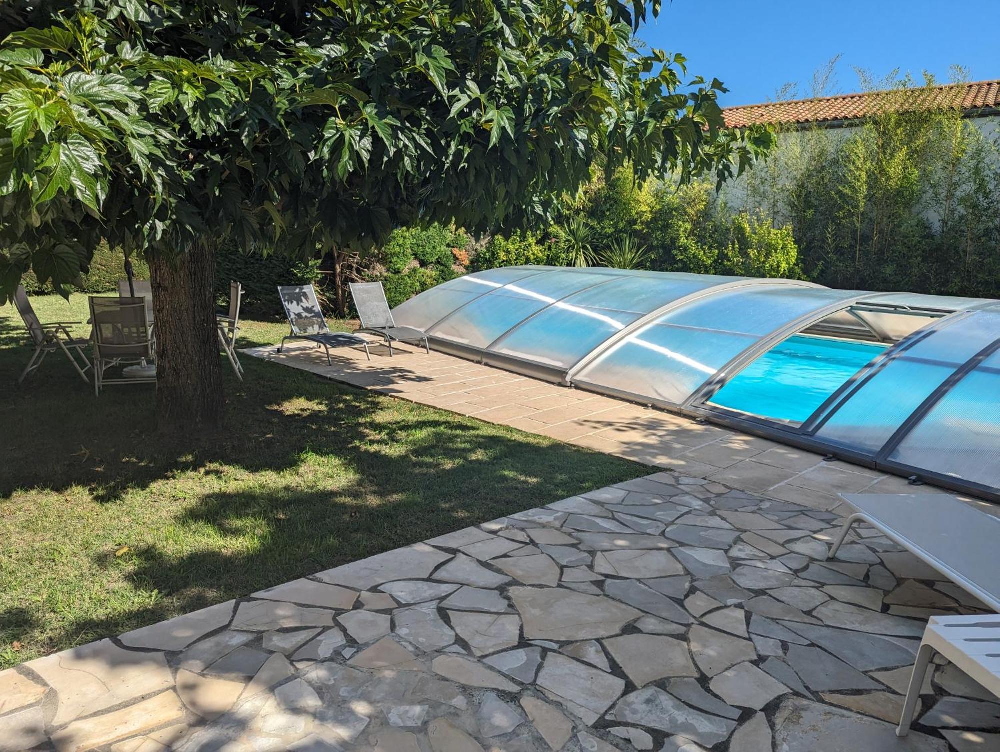 Apartmán Gros Caillou De St Emilion Saint-Sulpice-de-Faleyrens Exteriér fotografie